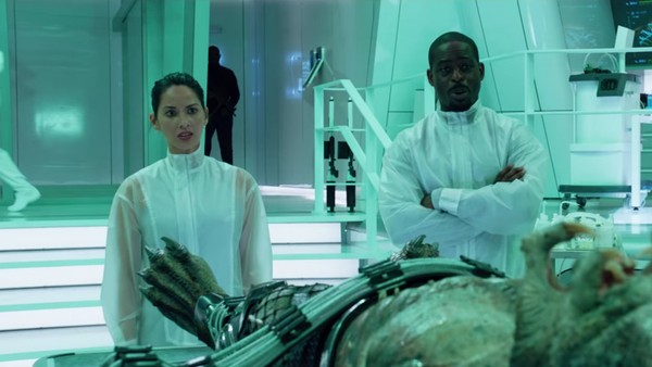 Olivia Munn and Sterling K Brown in The Predator